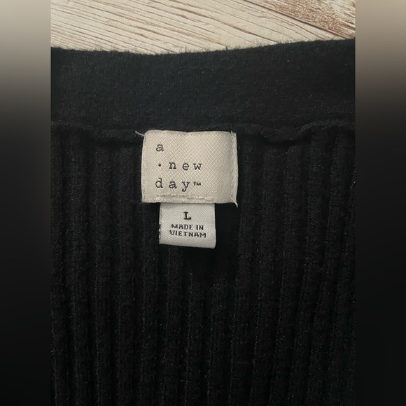 A New Day Ribbed V-Neck Slim Cardigan Sweater Black Large - Picture 10 of 14